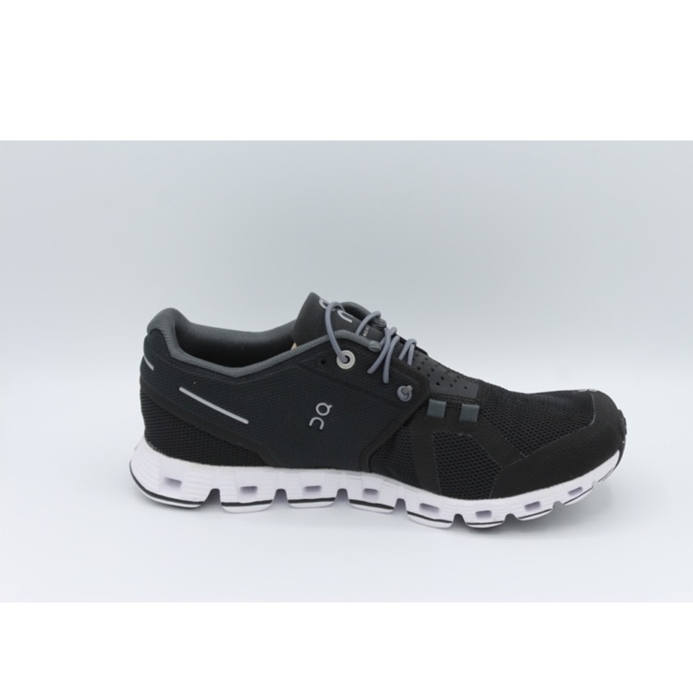 On Running W On Cloud Sneakers 9